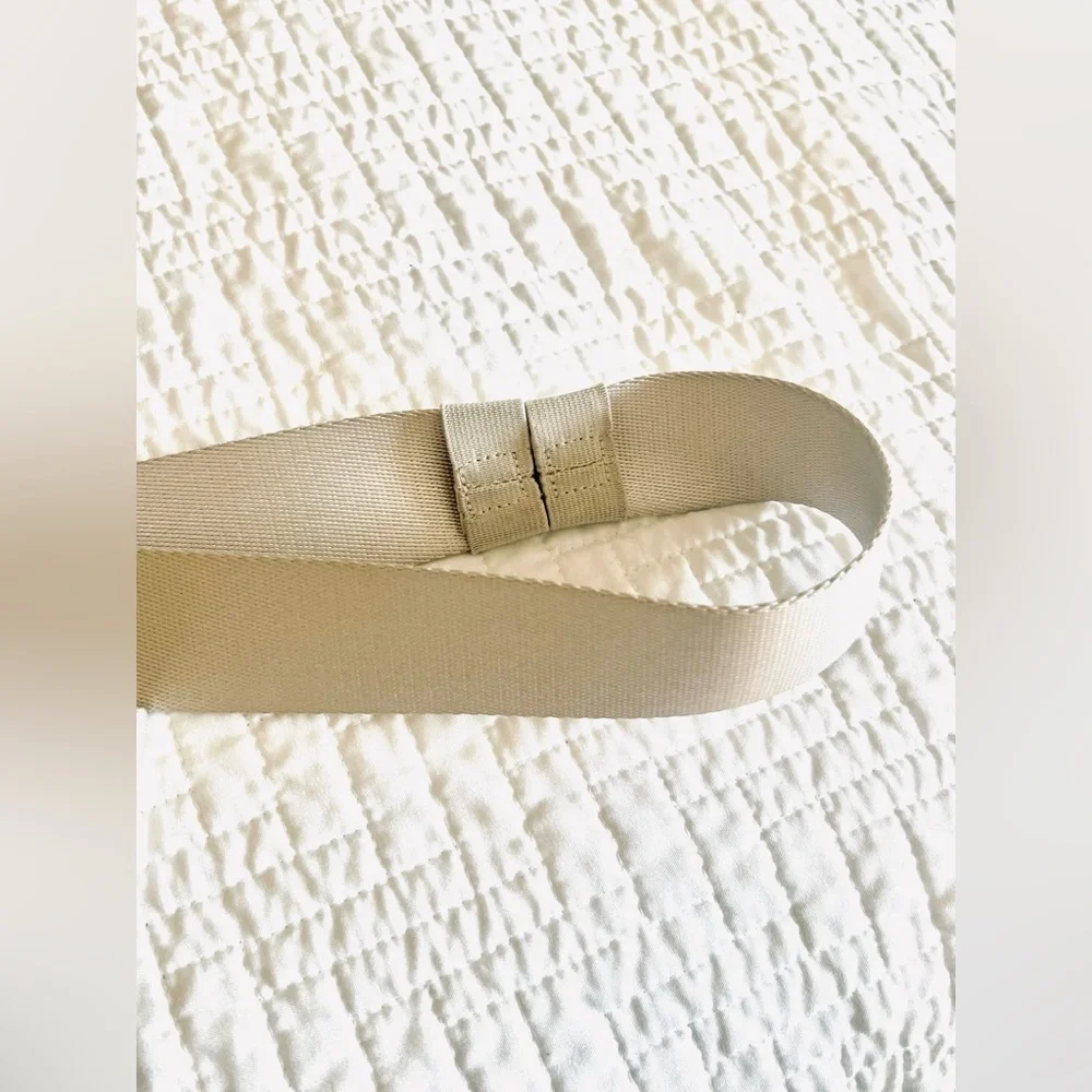 LULULEMON :: BELT BAG